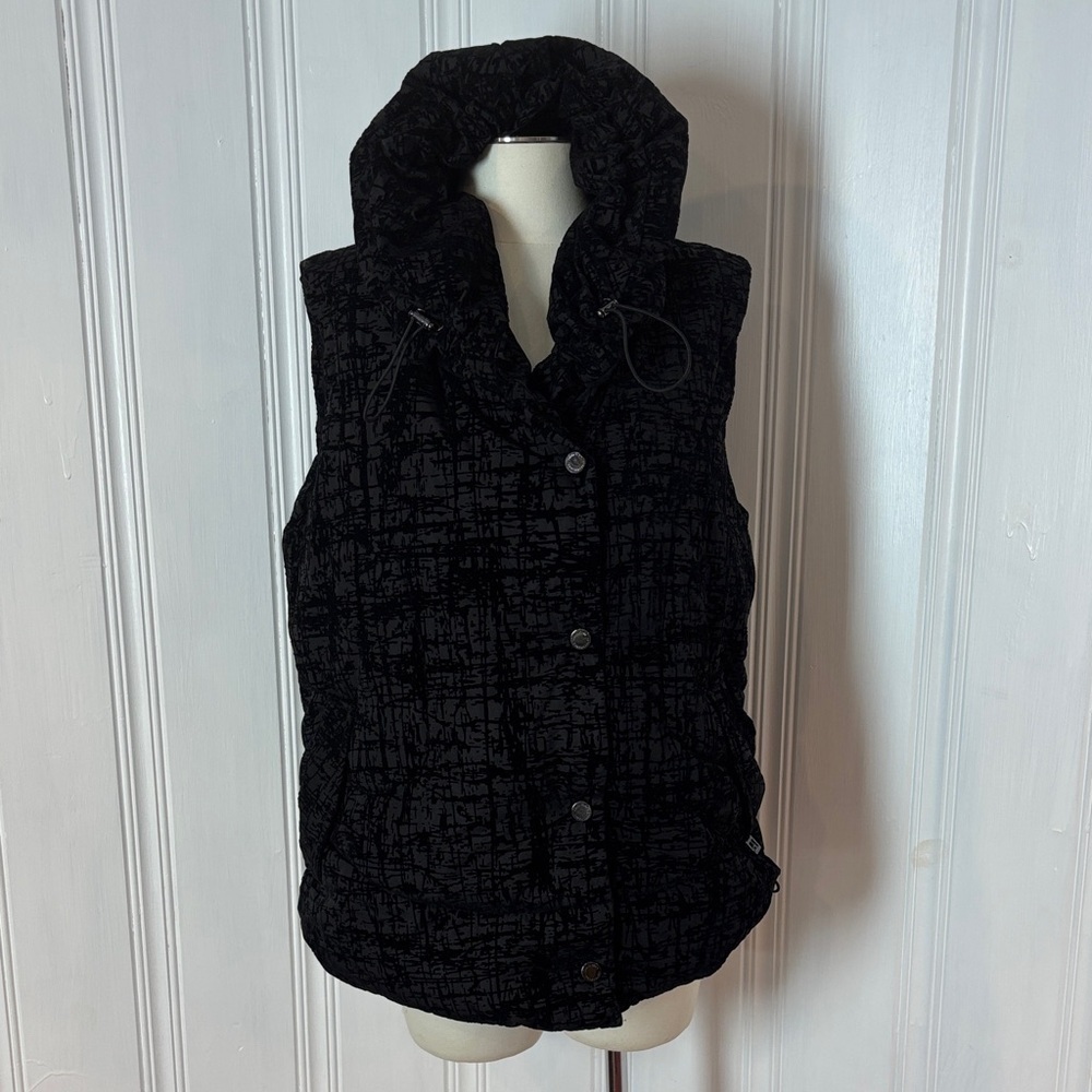 🖤 CALVIN KLEIN Performance Textured Puffer Vest – Black – Size L